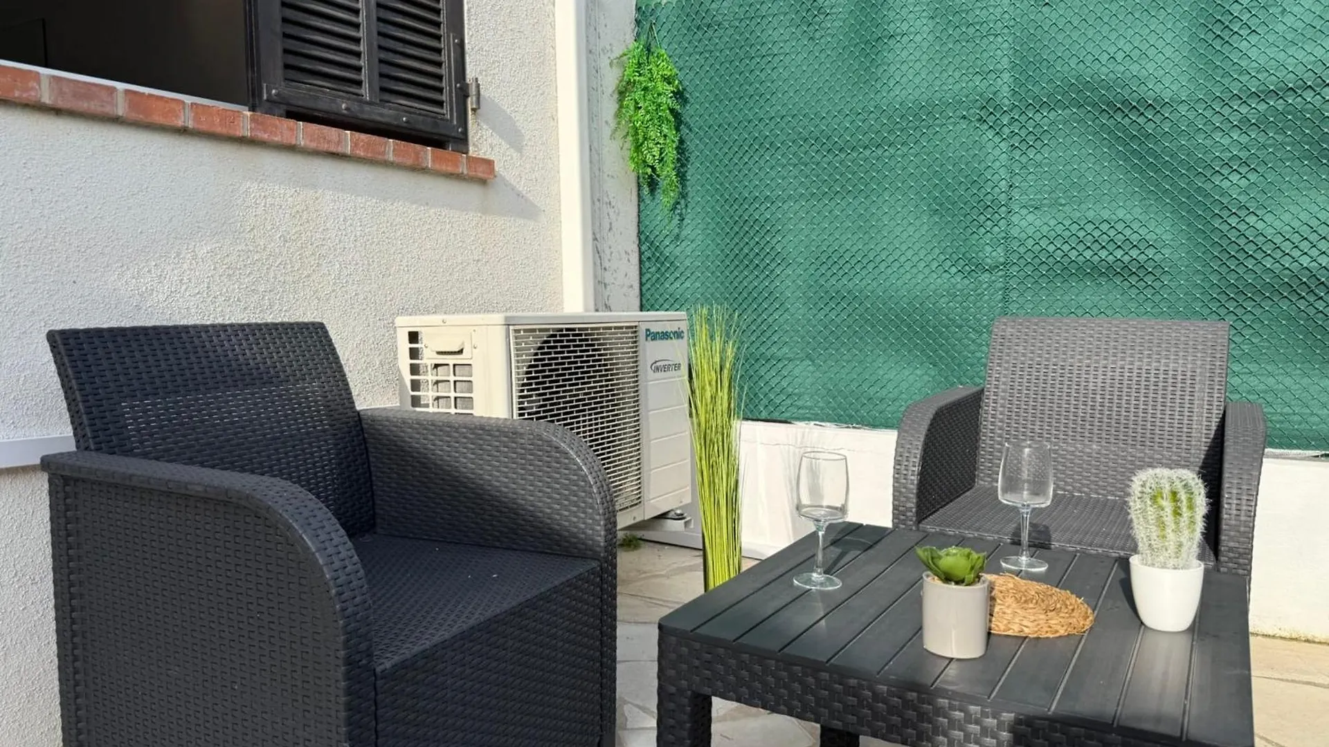 06Cp - Beautiful T2 Super Equipped With Terrace Apartment Villeneuve-Loubet France