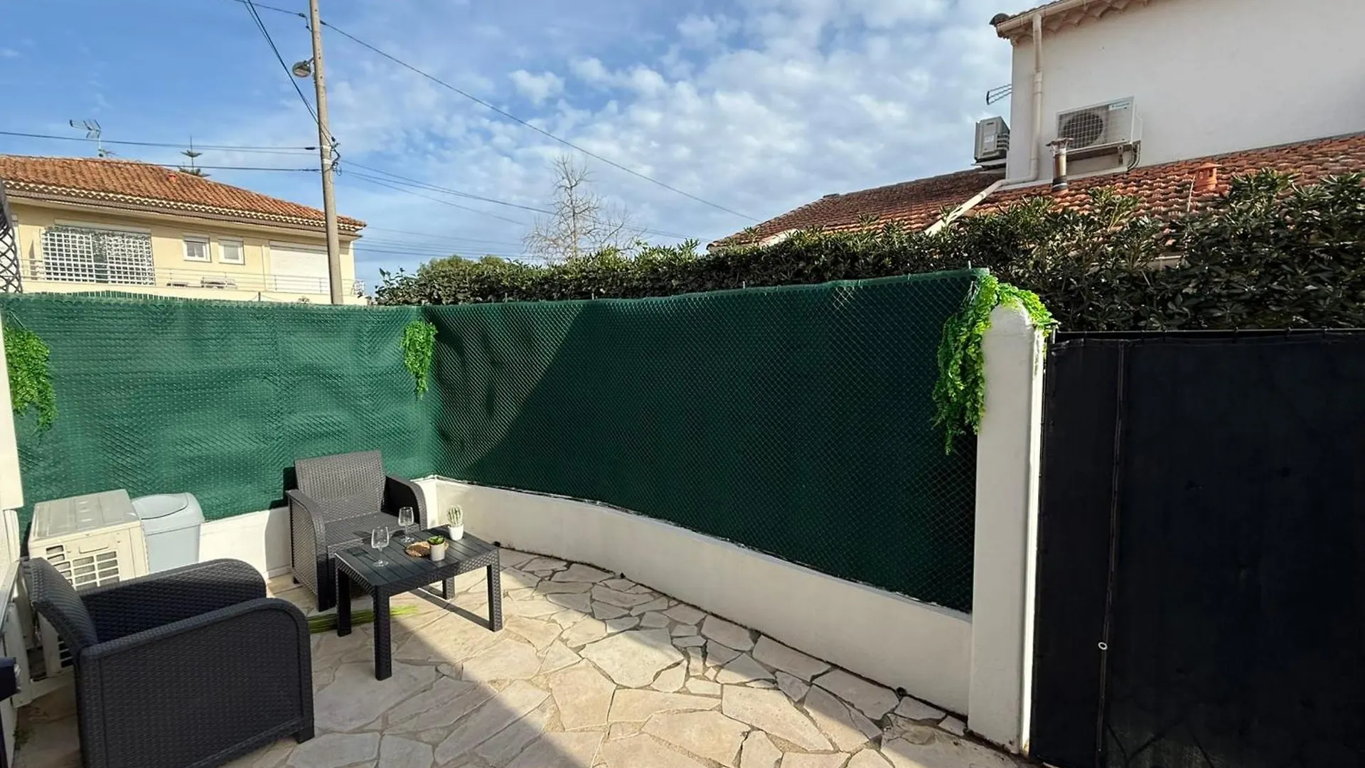 06Cp - Beautiful T2 Super Equipped With Terrace Apartment Villeneuve-Loubet